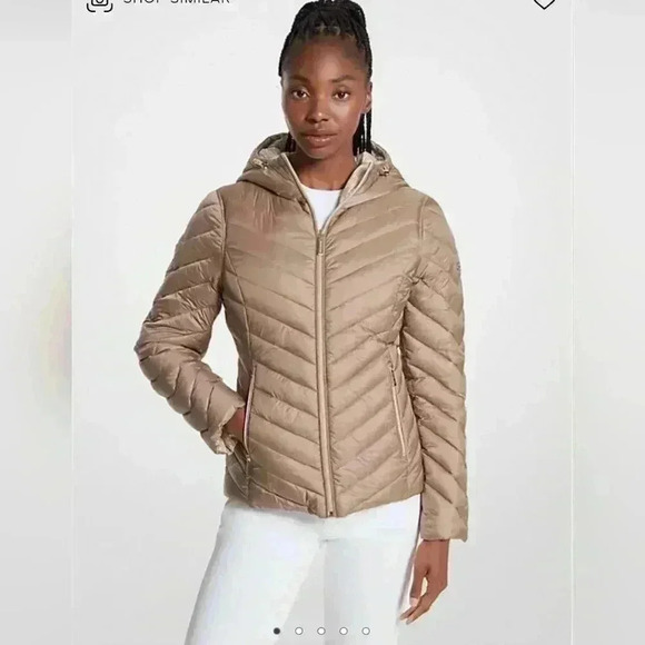 Michael Kors Taupe / Gold Tone Chevron Packable Down Coat Jacket Women's Size M - Picture 1 of 12